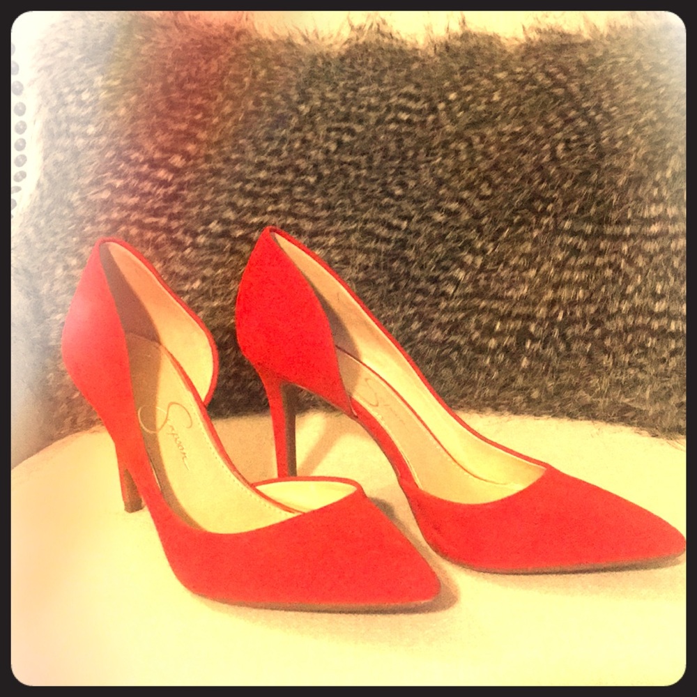Lipstick RED Jessica Simpson pumps ❤️